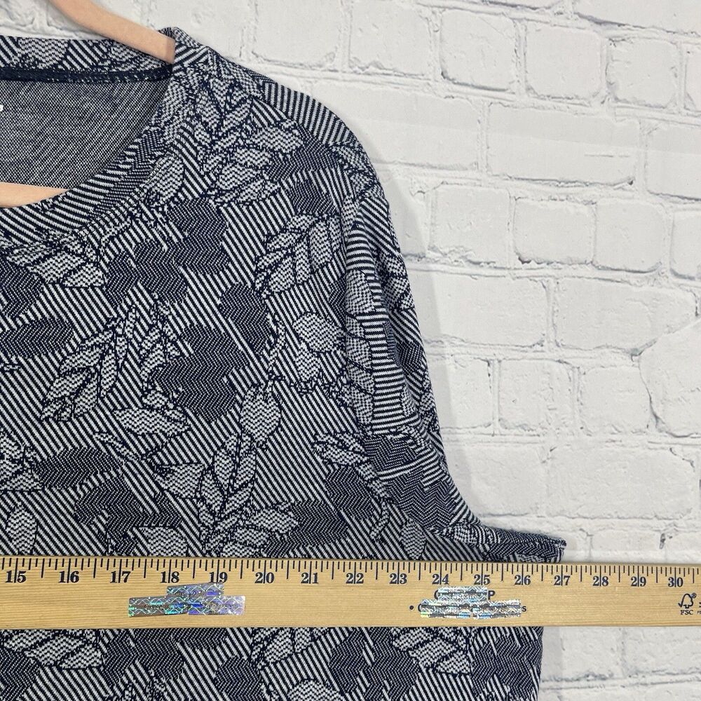 Land's End Thermal Shirt Women 2X Gray Floral Pullover Stretch Soft Cottage Cozy - Picture 9 of 12